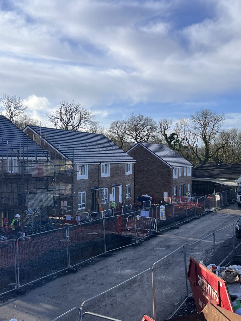 Cwr Mawr development under construction