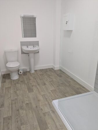 Bathroom Glamorgan Green Bungalow